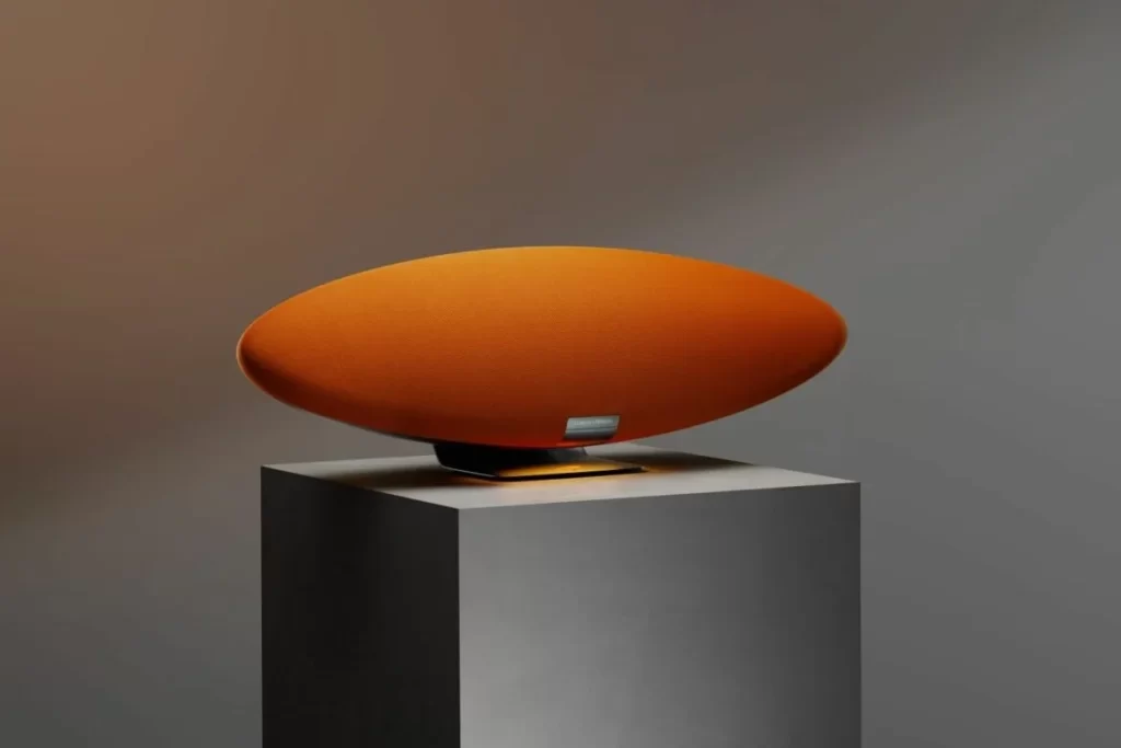 Zeppelin mclaren speaker