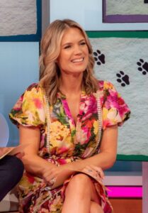charlotte hawkins blue floral whimsy on morning tv 3 thumbnail