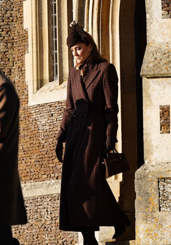 kate middleton in tartan coat at sandringham christmas service 9 thumbnail